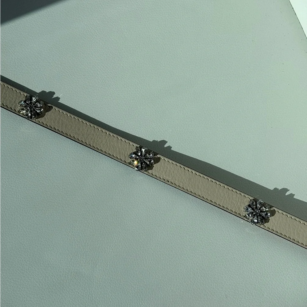 Burberry Dover Embellished Slim Leather Belt LIMESTONE - Picture 7 of 8